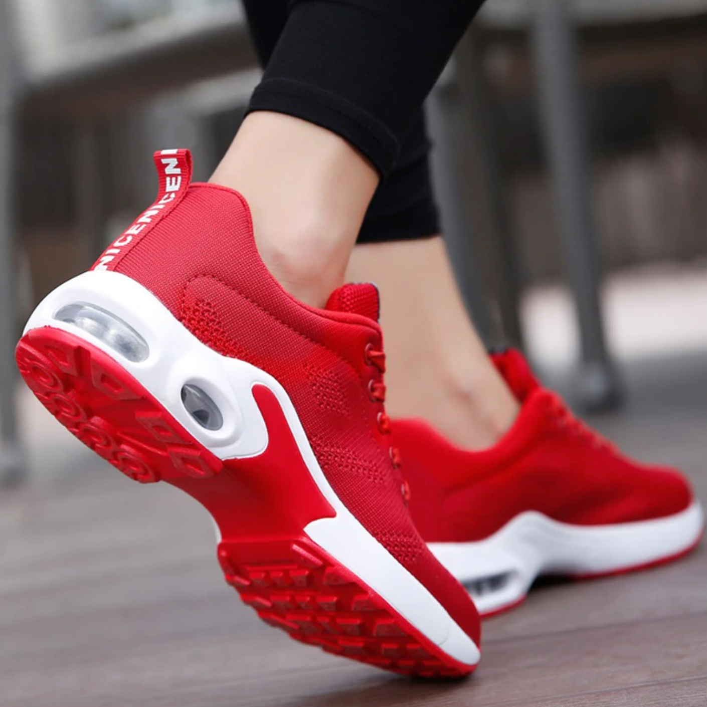 Women's Walking Shoes
