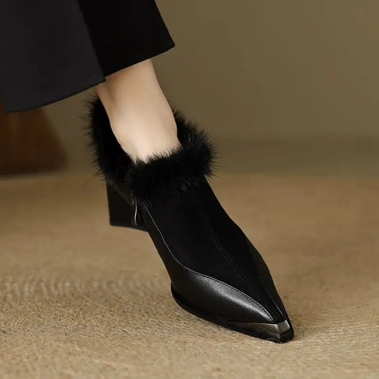 Women's Furry Boot - Vonnera