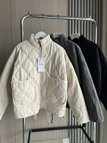 Stylish Versatile Pocket-Detail Jacket
