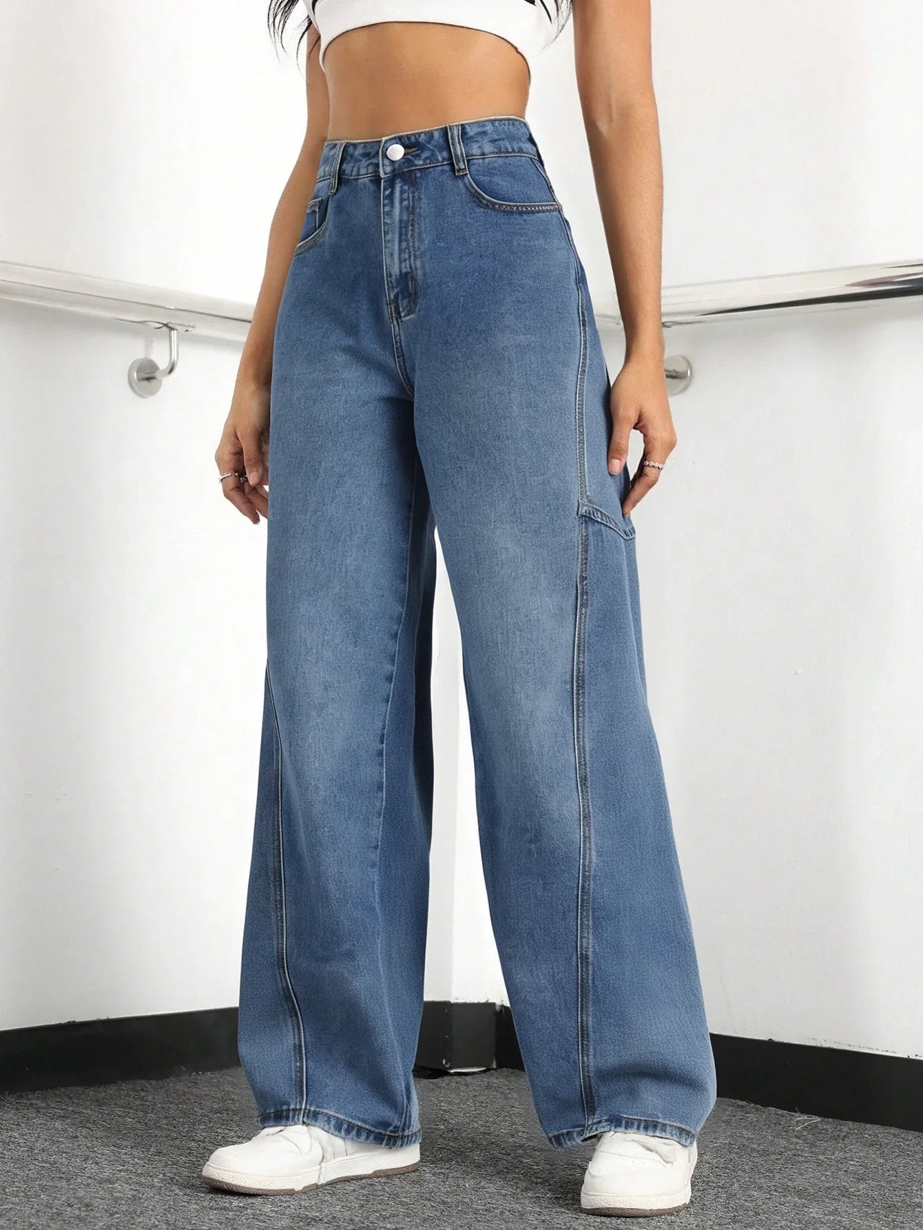 Women's High-Waisted Wide Leg Cargo Jeans Denim Blue