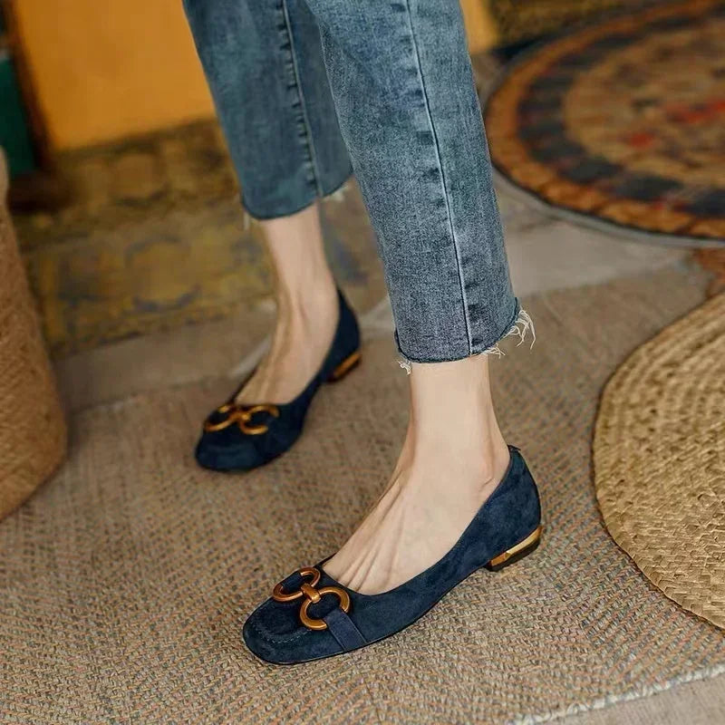 Women's Low Heel Cushioned Flat Sandals - Vonnera