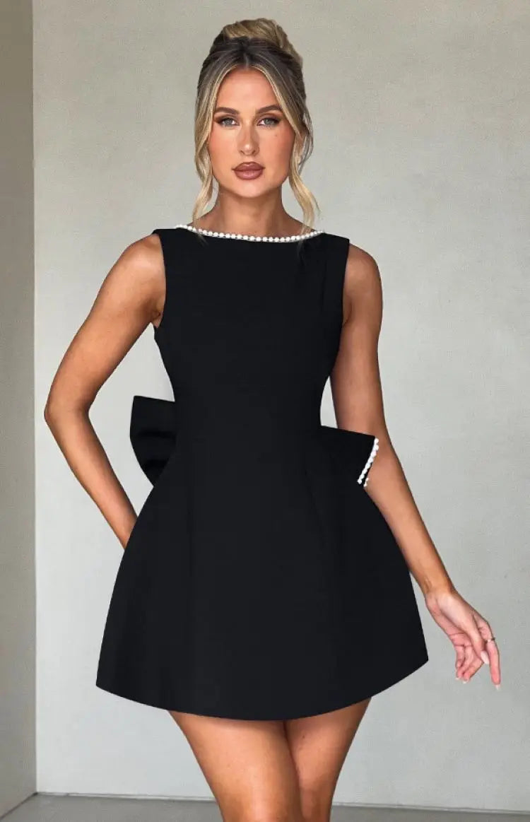 Women's Mini Dress Elegant Silhouette - Vonnera