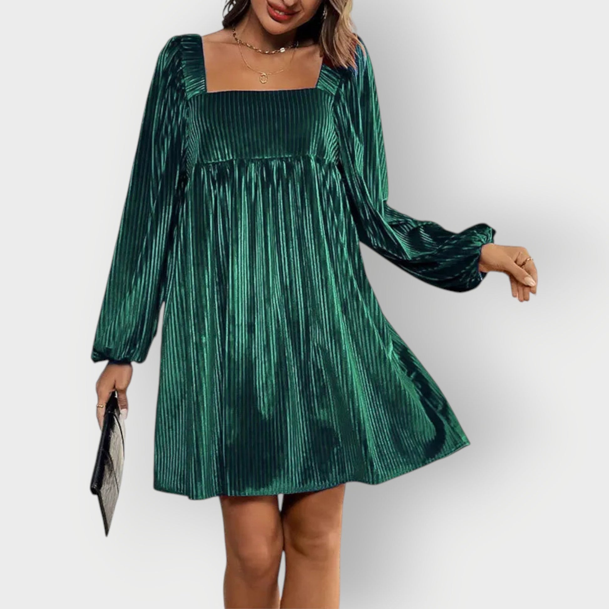 Women's Backless Velvet Dress - Vonnera