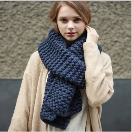 Merina Women's Chunky Knit Wool Scarf - Vonnera