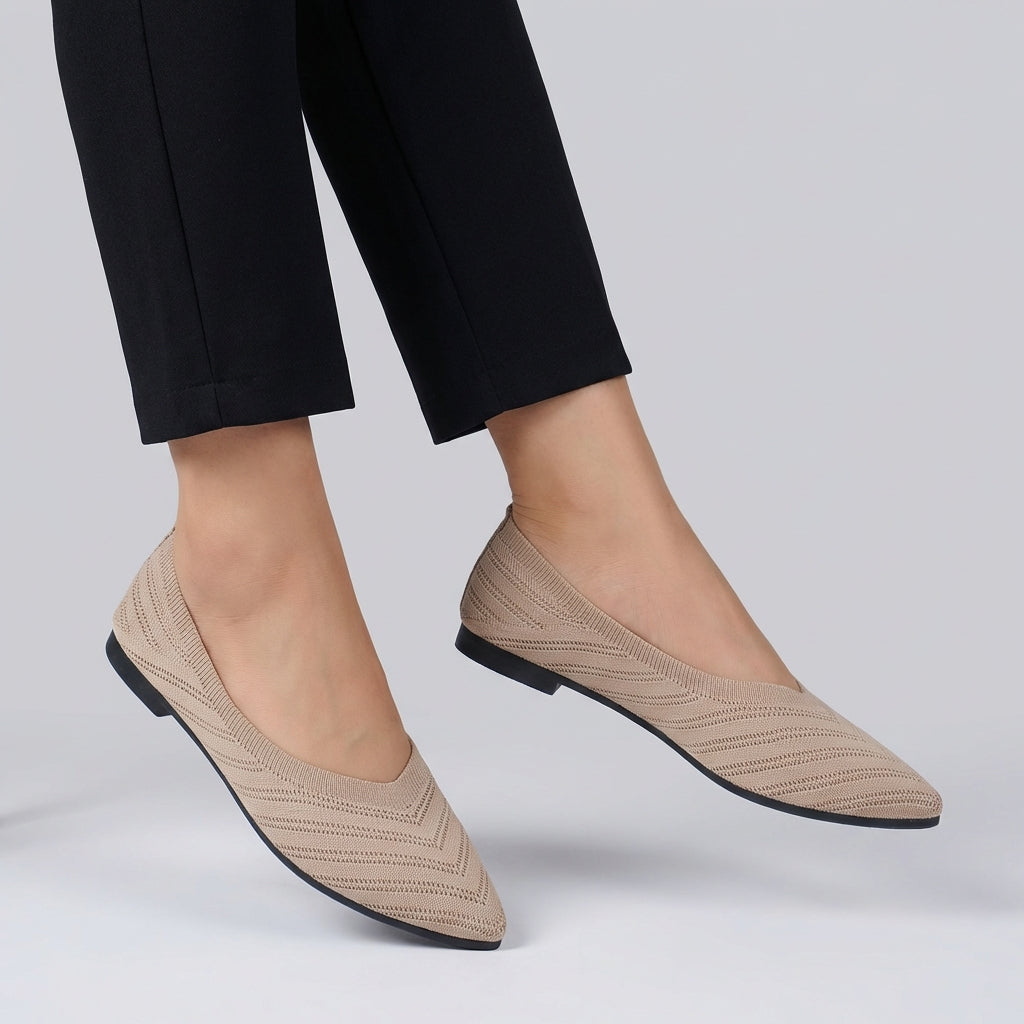 Women's Textured Knit Slip-On Flats Pointed Toe Black - Vonnera