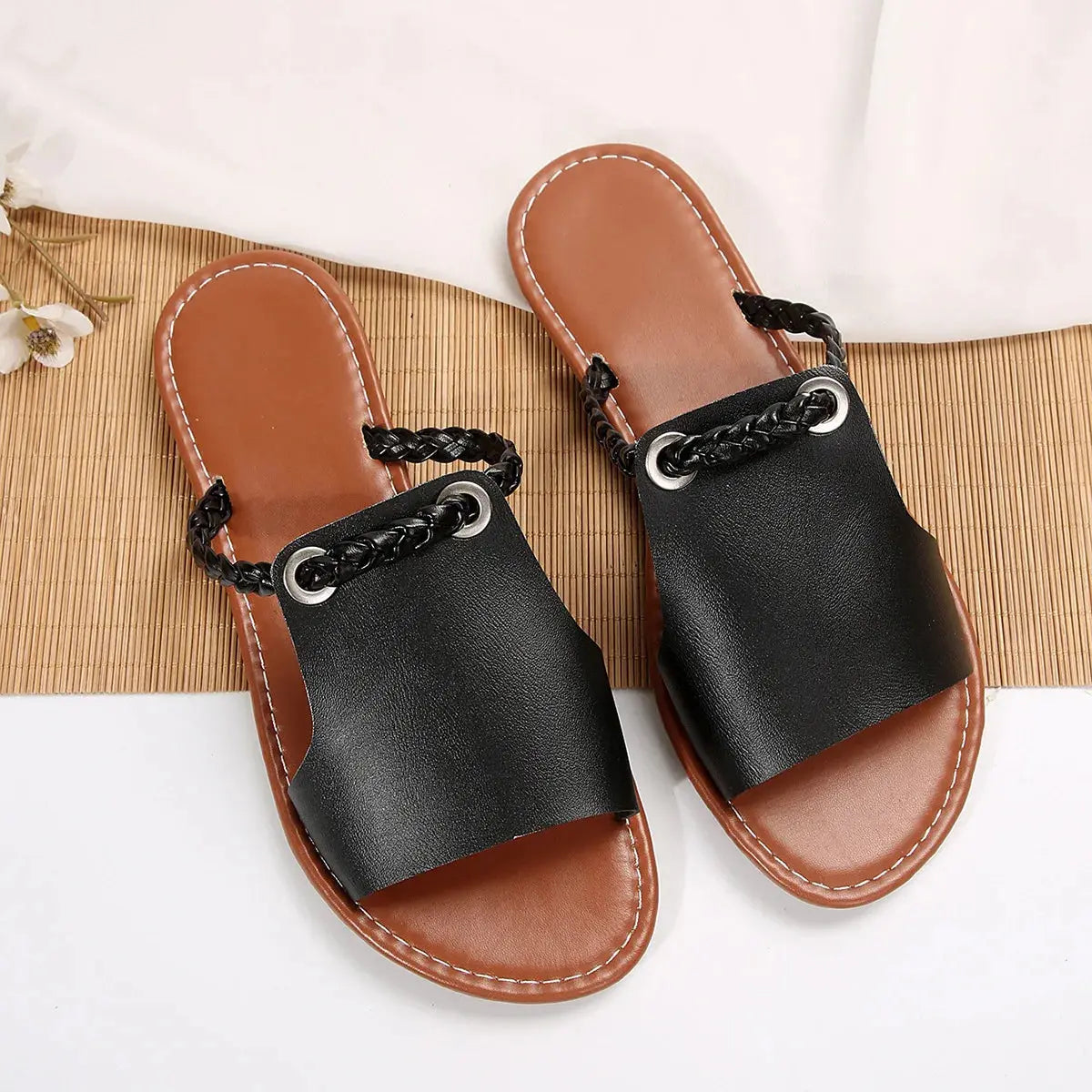 Square Toe Flat Sandals for Women – Stylish & Comfortable Summer Footwear