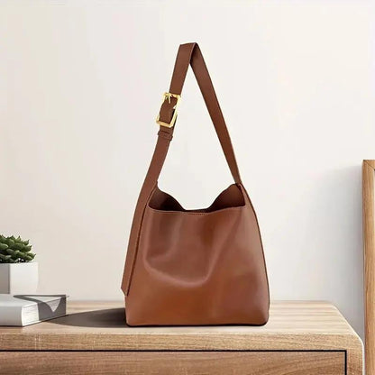 Women's Structured Shoulder Bag Modern Design - Vonnera