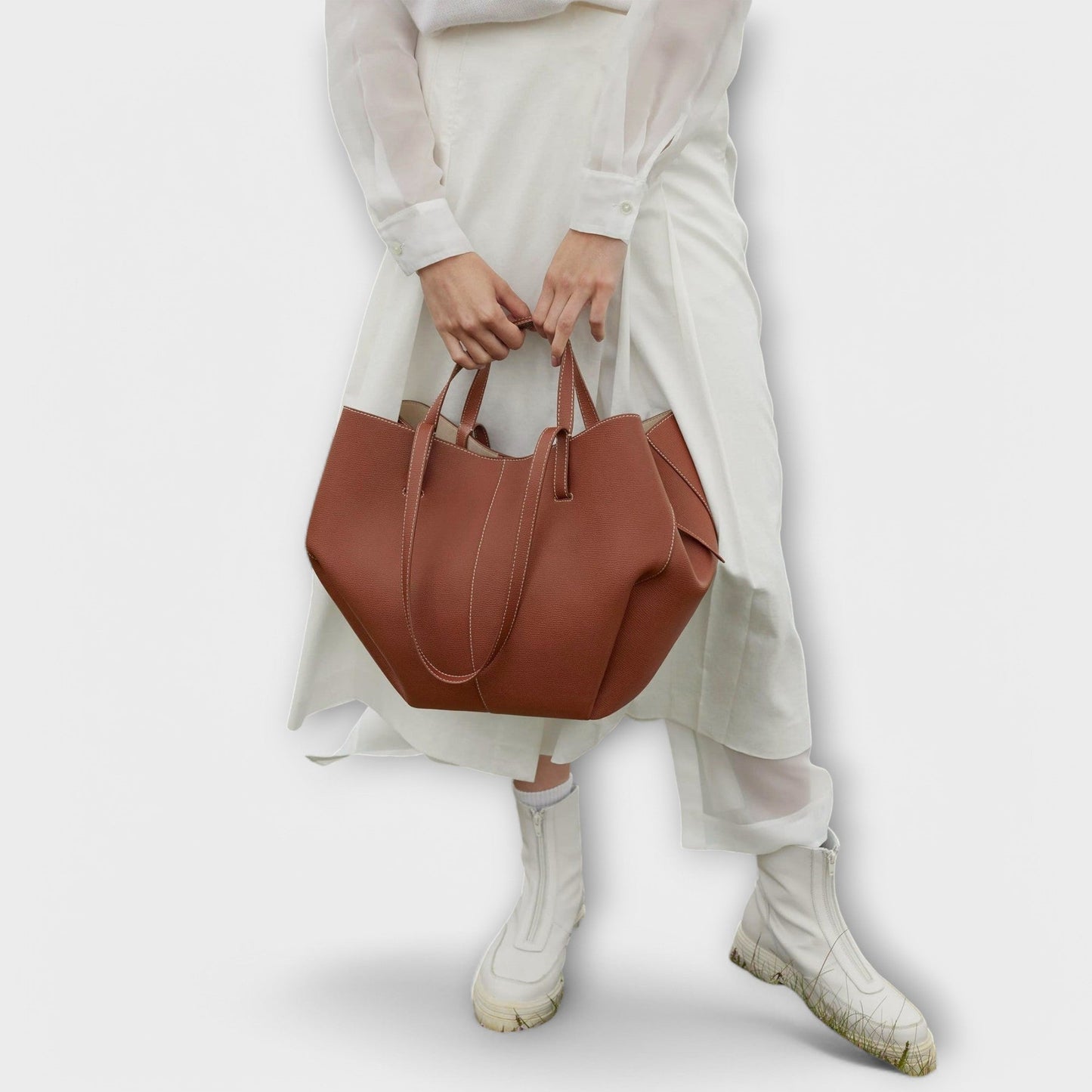Gunnhild Women's Everyday Tote Bag