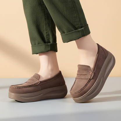 Women's Suede Platform Walking Shoes - Vonnera