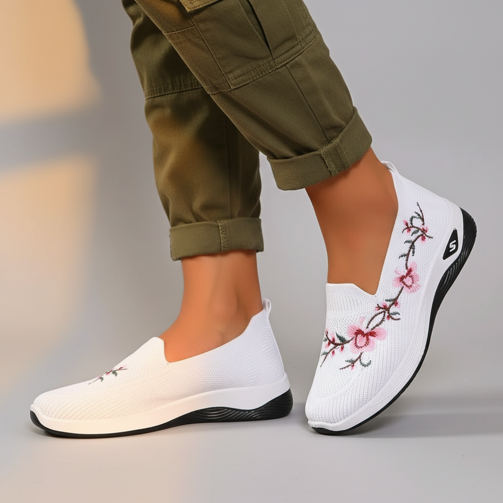 Women's Floral Slip-On Walking Shoes - Vonnera