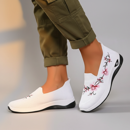 Women's Floral Slip-On Walking Shoes - Vonnera