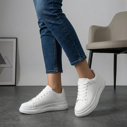 Women's Platform Sneakers Contrast Heel Tab - Vonnera
