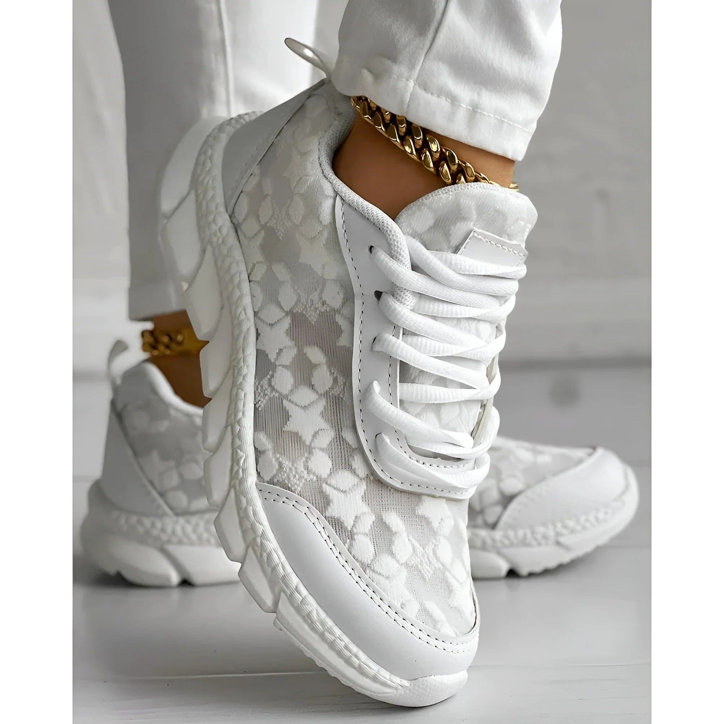 Women's Lace Sneakers Chunky Sole Black
