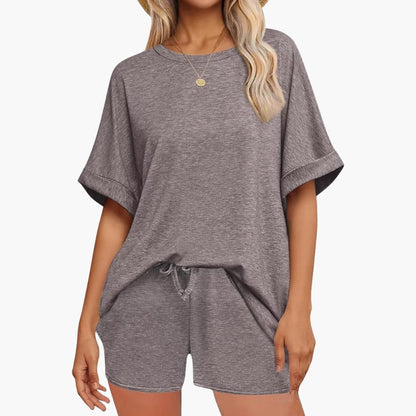 Women's Two-Piece Set Batwing and Shorts