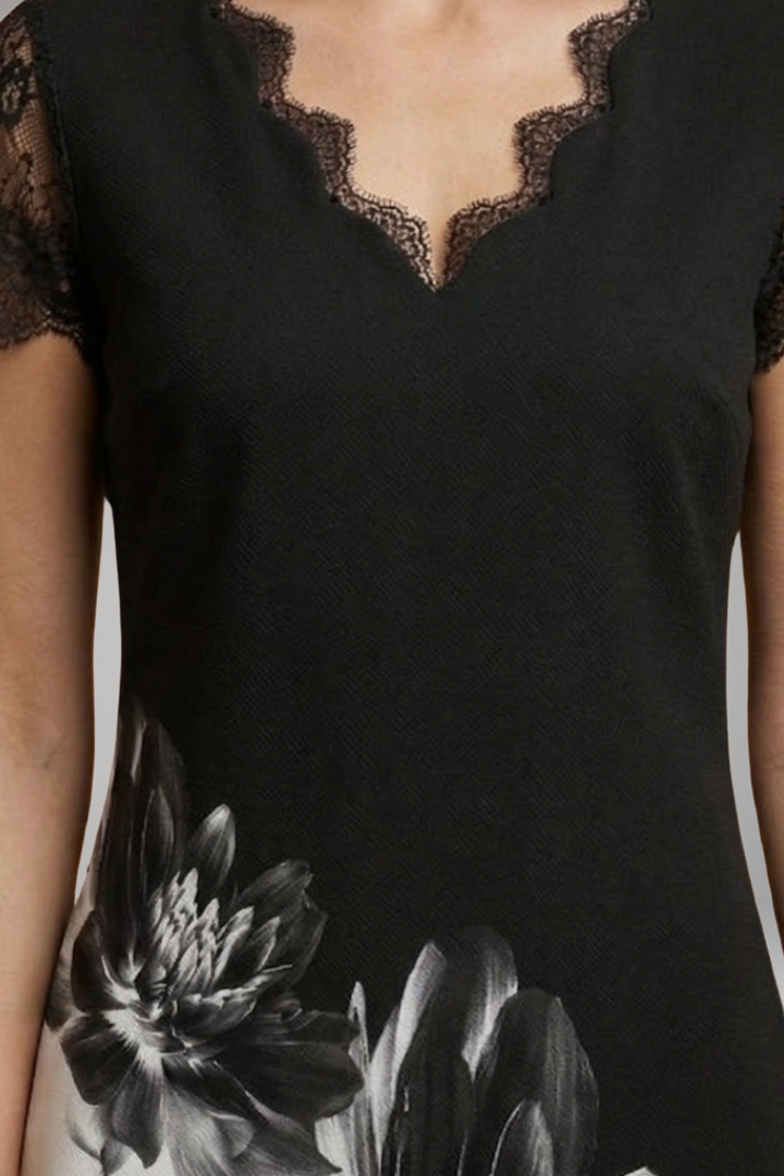 Women's Elegant Dress Detailed Timeless Design