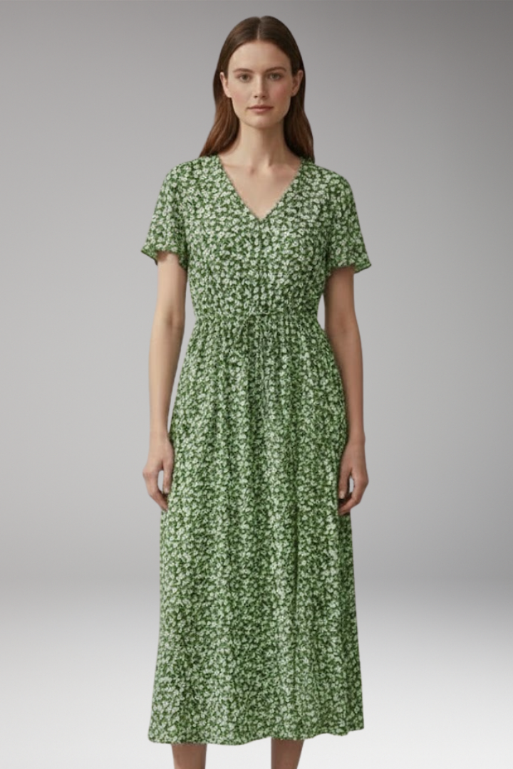 Women's Floral Dress Flowing Silhouette