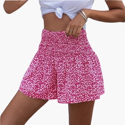 Women's Elastic Waist Floral Shorts - Vonnera