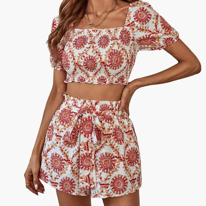 Women's Floral Crop And Shorts Set - Vonnera