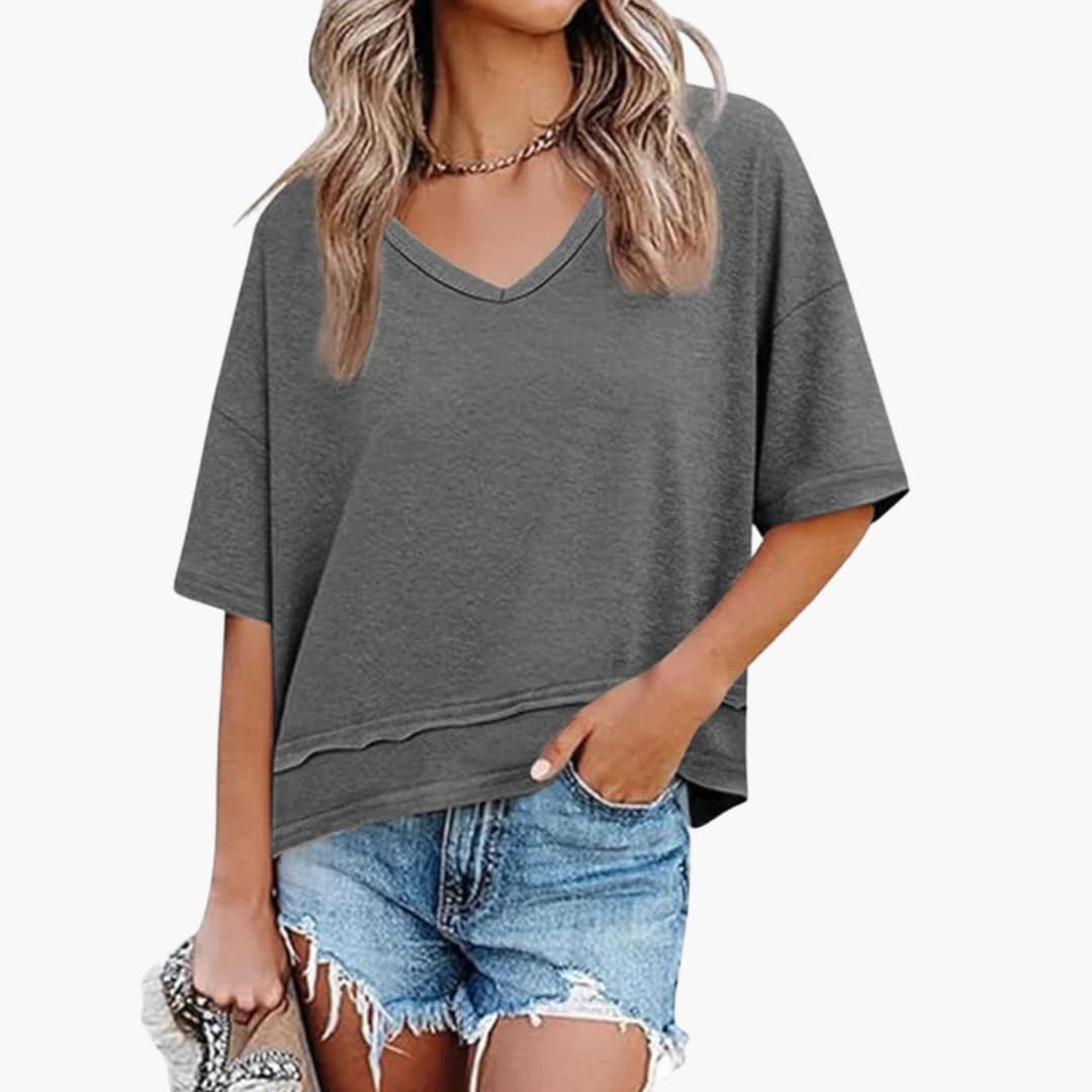Women's Oversized V-Neck Short Sleeve T-Shirt
