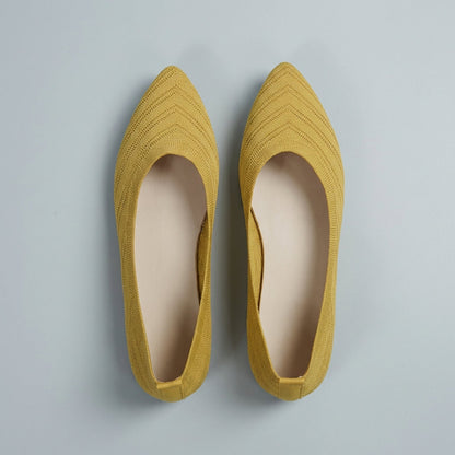 Women's Textured Knit Slip-On Flats Pointed Toe Black
