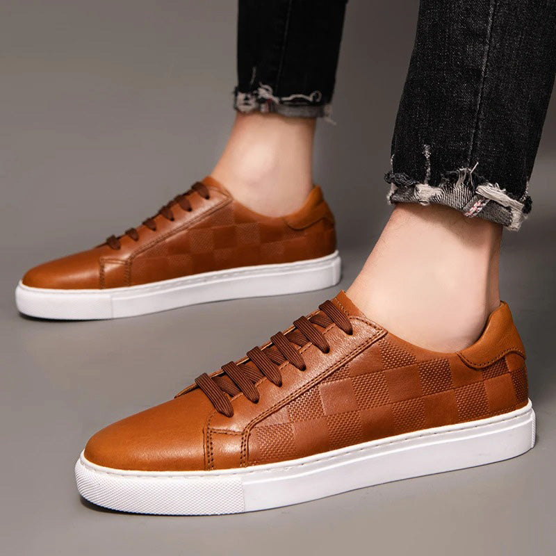 Men's Lace-Up Sneakers Comfortable Low- Black