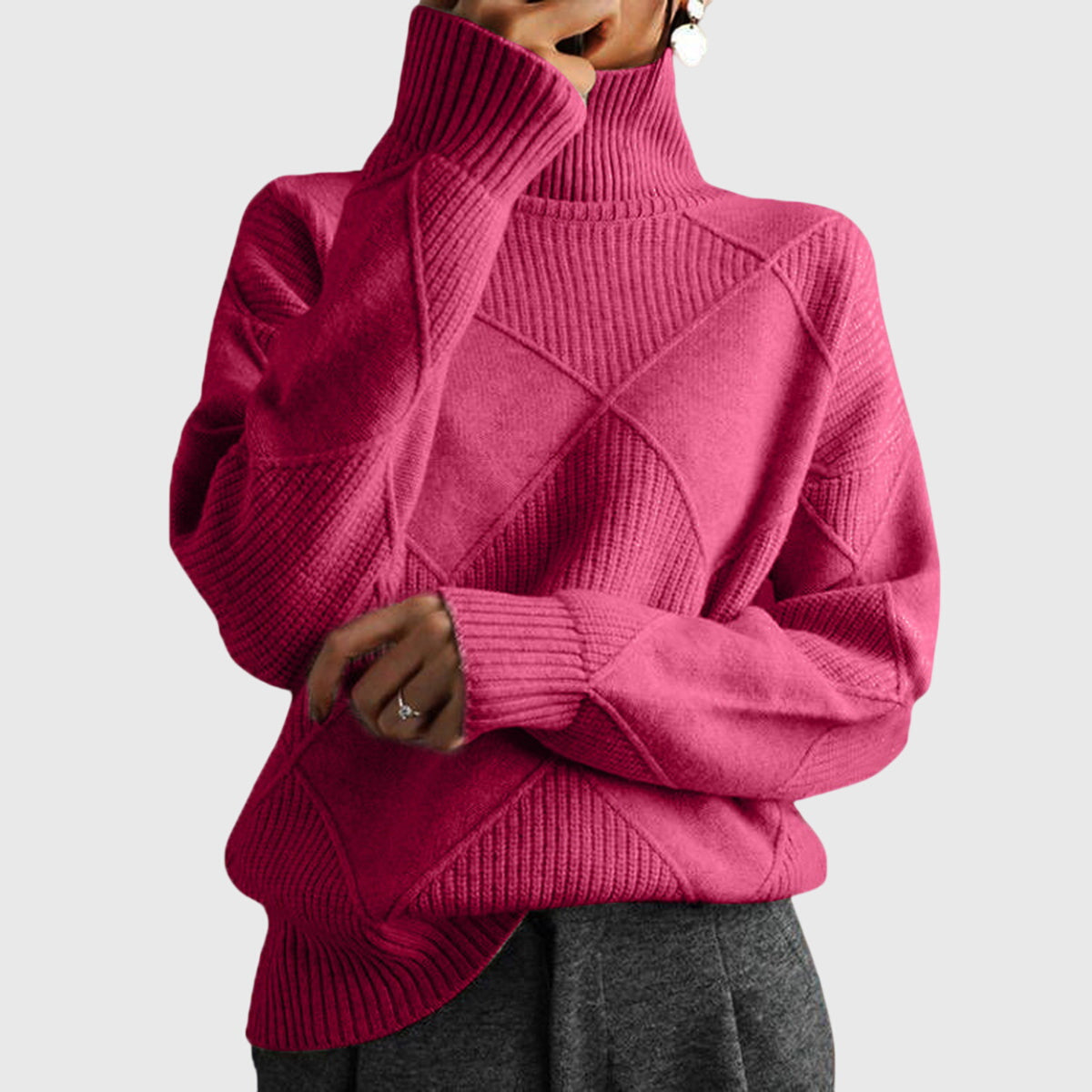 Avery Women's Turtleneck Sweater - Vonnera