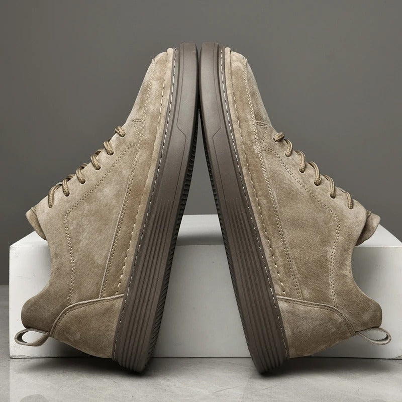 Men's Casual Lace Up Sneakers Contrast Sole Brown