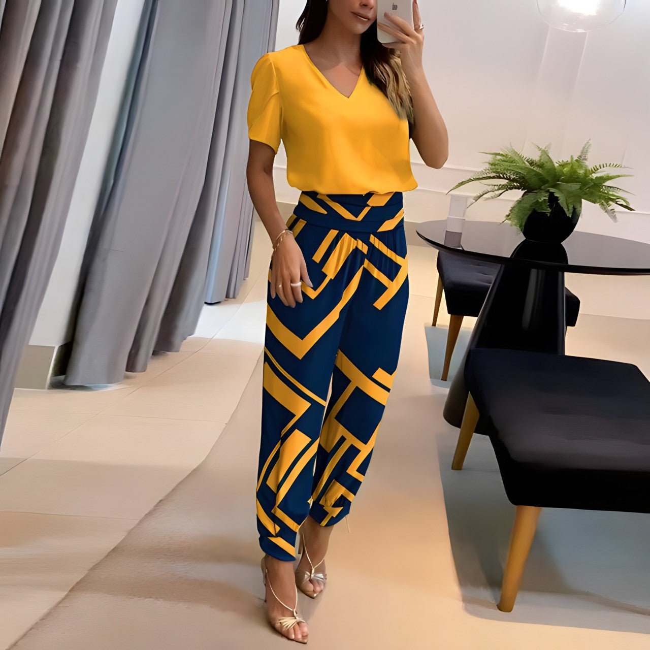Women's Two Piece Set - Vonnera