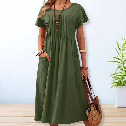 Women's Short Sleeve Pleated Dress - Vonnera