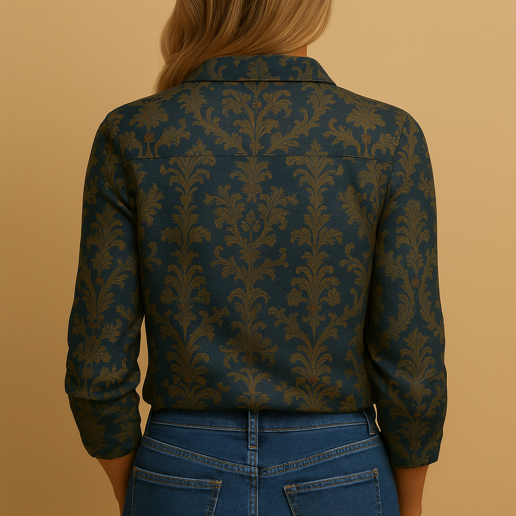 Women’s autumn blouse with warm seasonal tones and a flattering tailored fit, suitable for work, daily outfits and semi-formal occasions.