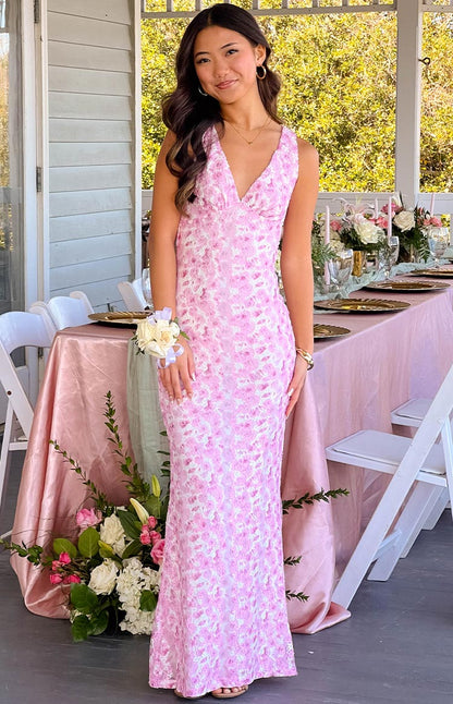 Women's Sleeveless Wedding Dress Floral Design