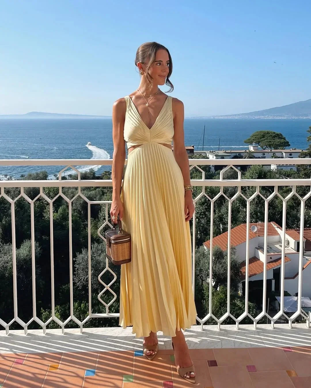 Women's Yellow Maxi Dress Pleated Plunging Neckline - Vonnera