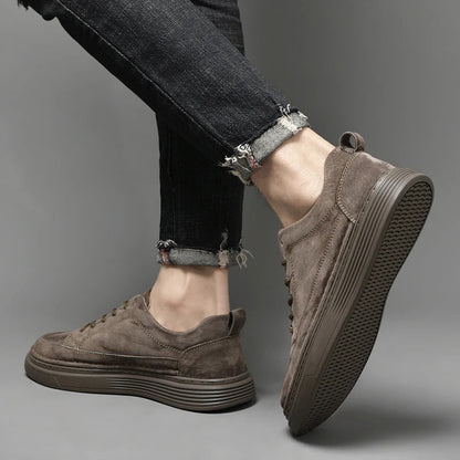 Men's Casual Lace Up Sneakers Contrast Sole Brown