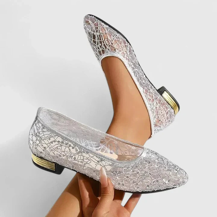 Women's Lace Pointed Toe Flat Shoes Low Block Heel - Vonnera