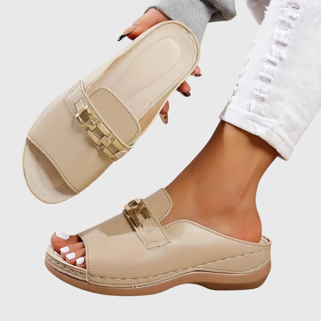 Claudia | Lightweight Sandals