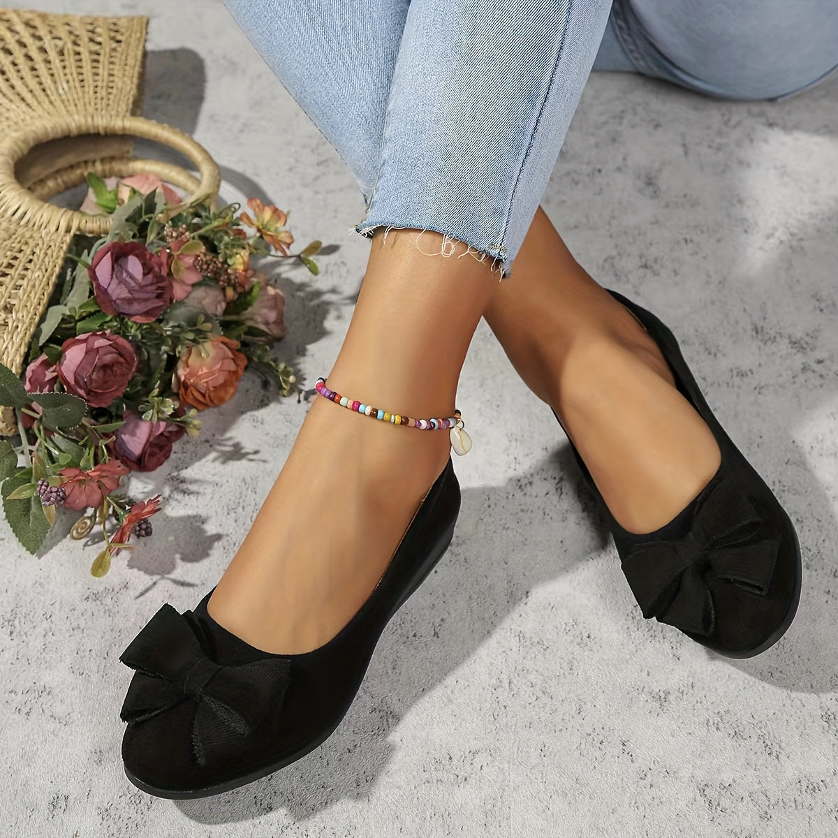 Bella | Women's Bow Detail Round Toe Ballet Flats Slip-On