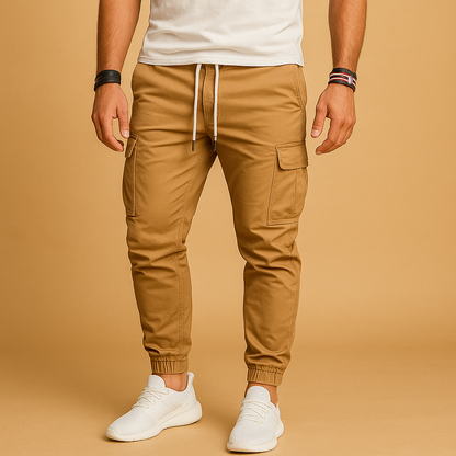 Men’s cargo pants with multiple utility pockets, designed for outdoor activities, city wear, and everyday comfort.