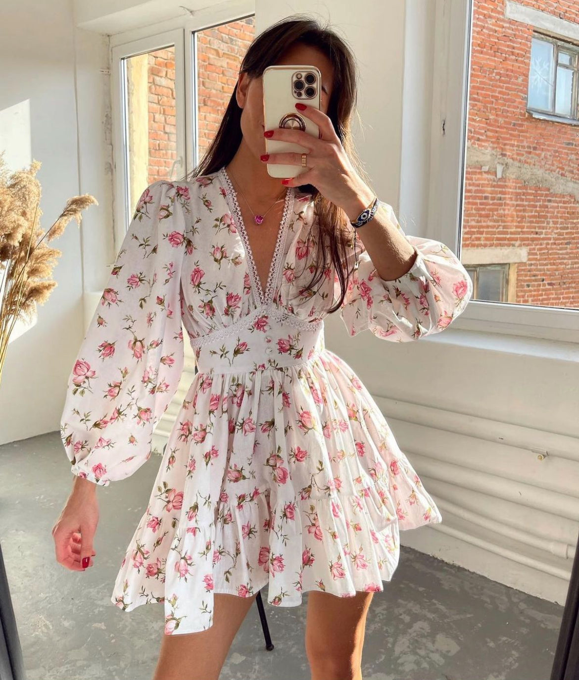Women's Long Sleeve V-Neck A-Line Mini Dress - VibreMode