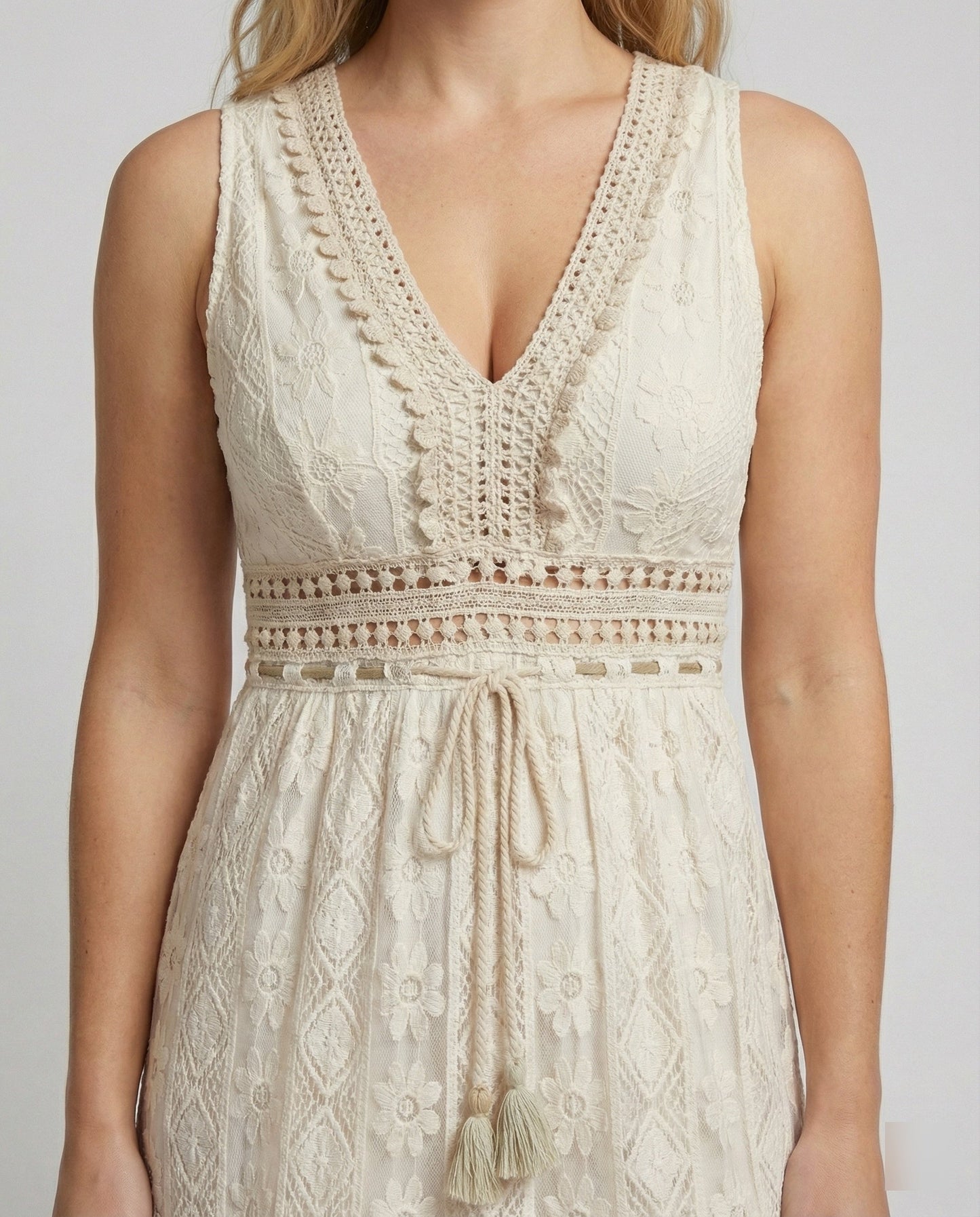 Women's Bohemian Maxi Dress Lace Tiered Tassel Waist