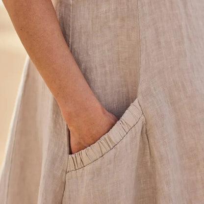Women's Scoop Neck Dress with Front Pocket