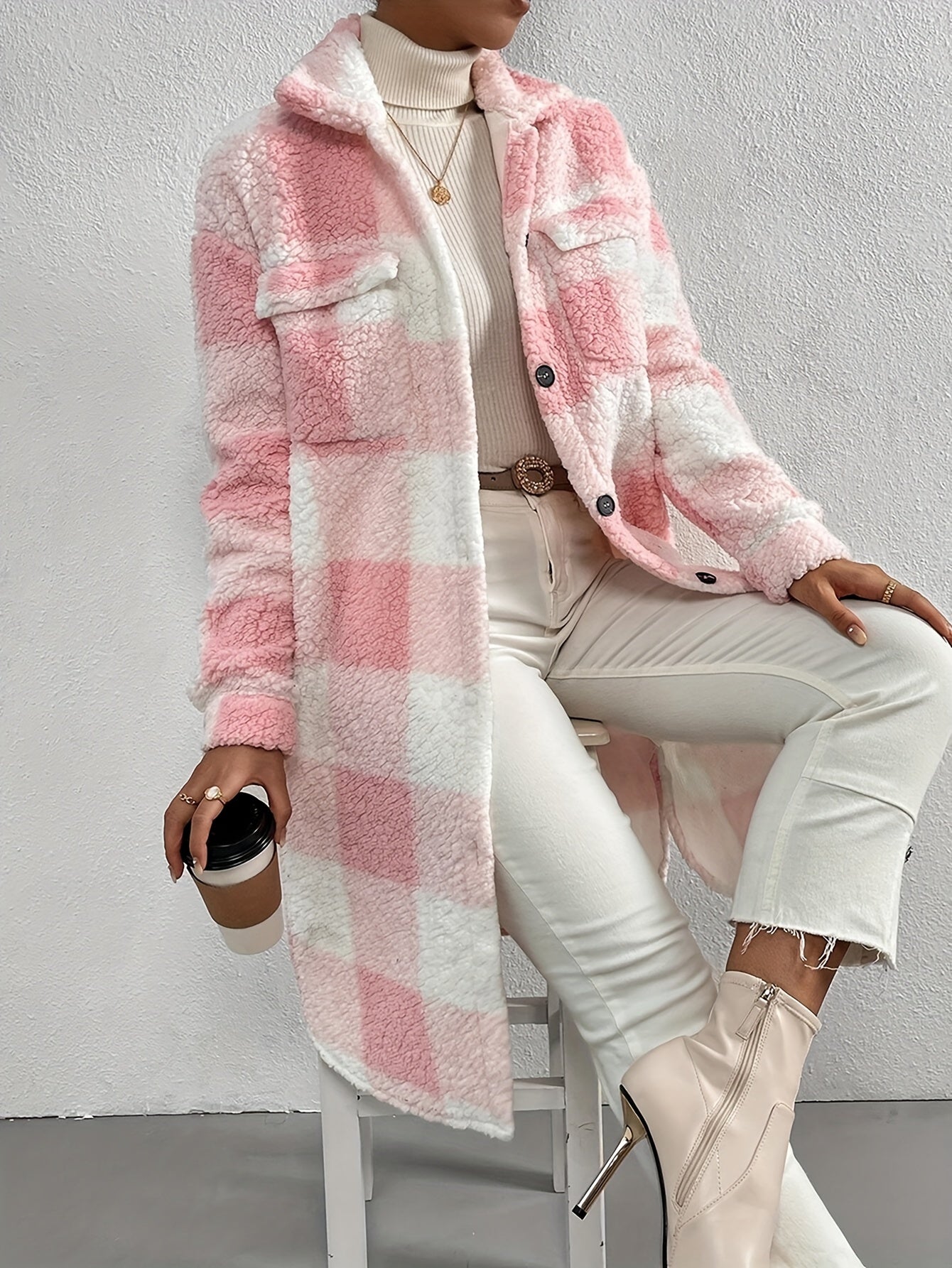 Women's Oversized Plaid Wool Coat - Vonnera
