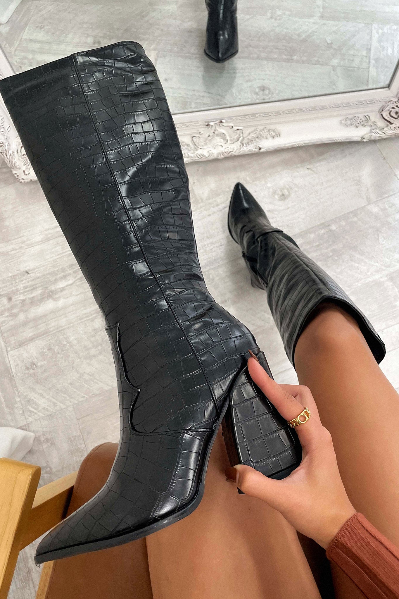 Women's Knee-High Boots Croc Pattern