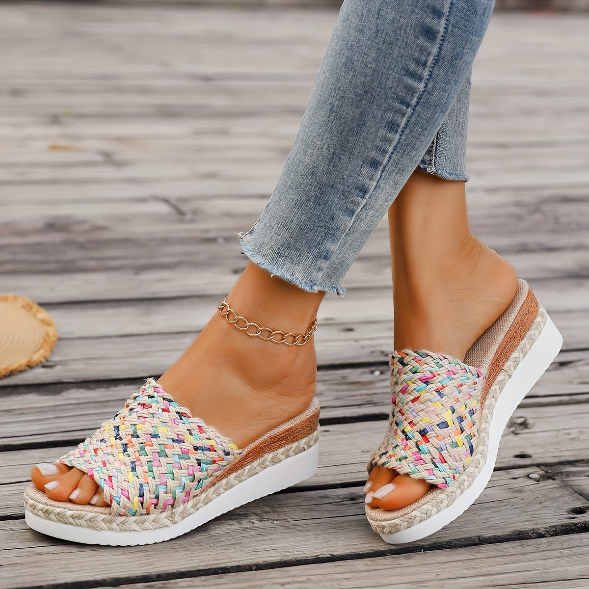 Women's Flat Sandals