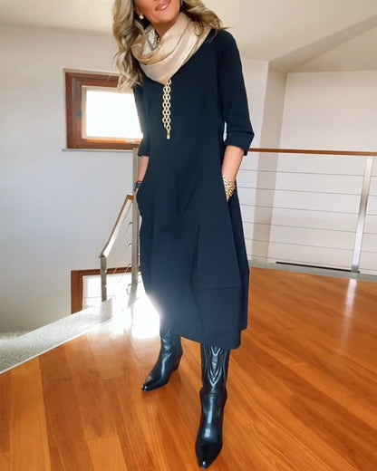 Elegant Flattering Women's Dress