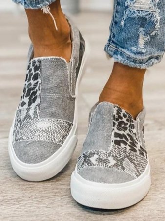 Supportive Walking Shoes Comfortable Fashionable Design