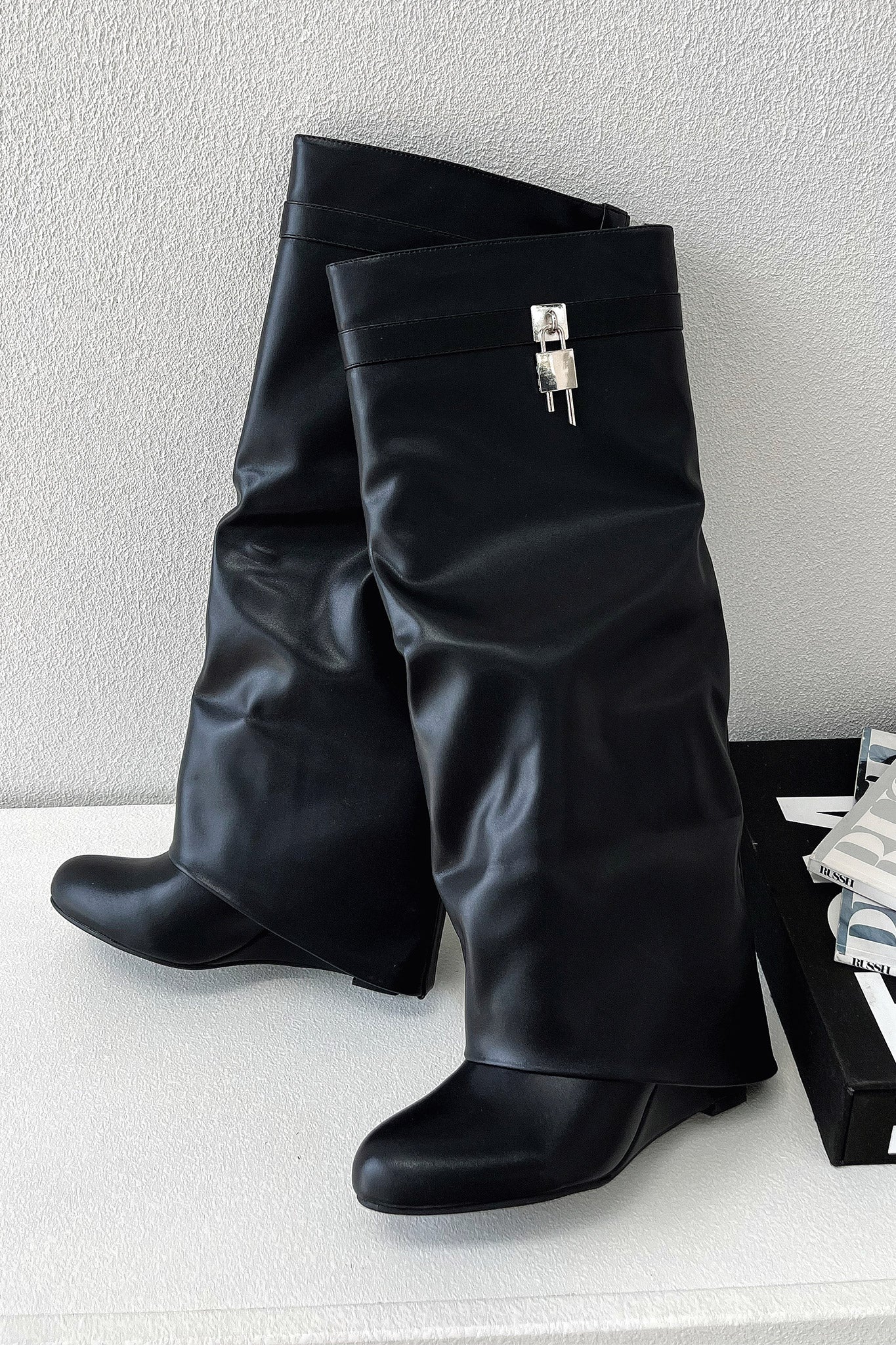 Women's Knee-High Low Heel Boots