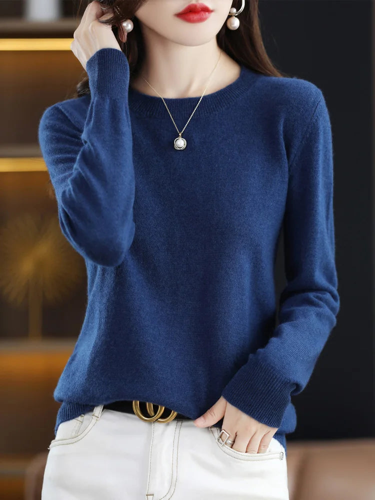 Women's Fitted Crewneck Sweater - VibreMode
