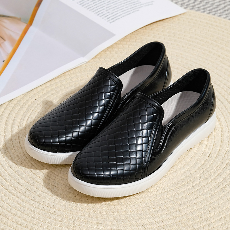 Women's Quilted Slip-On Loafers - Vonnera