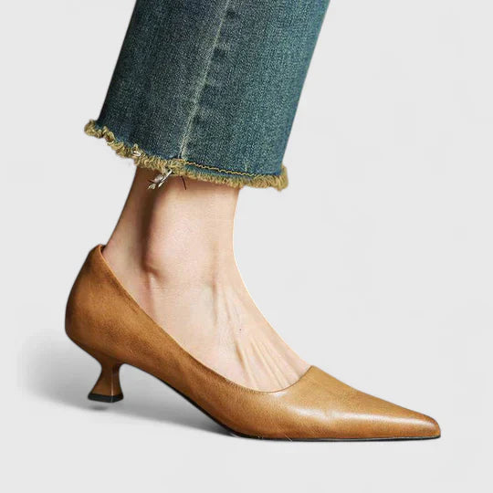 Vera Women's Kitten Heel Slingback Pumps Burgundy