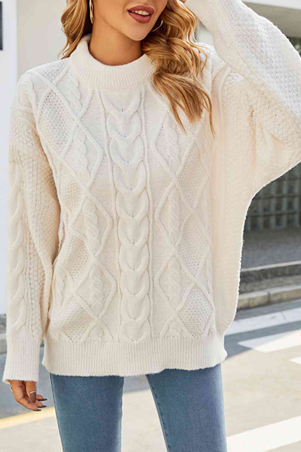 Women's Oversized Cable Knit Sweater - Vonnera
